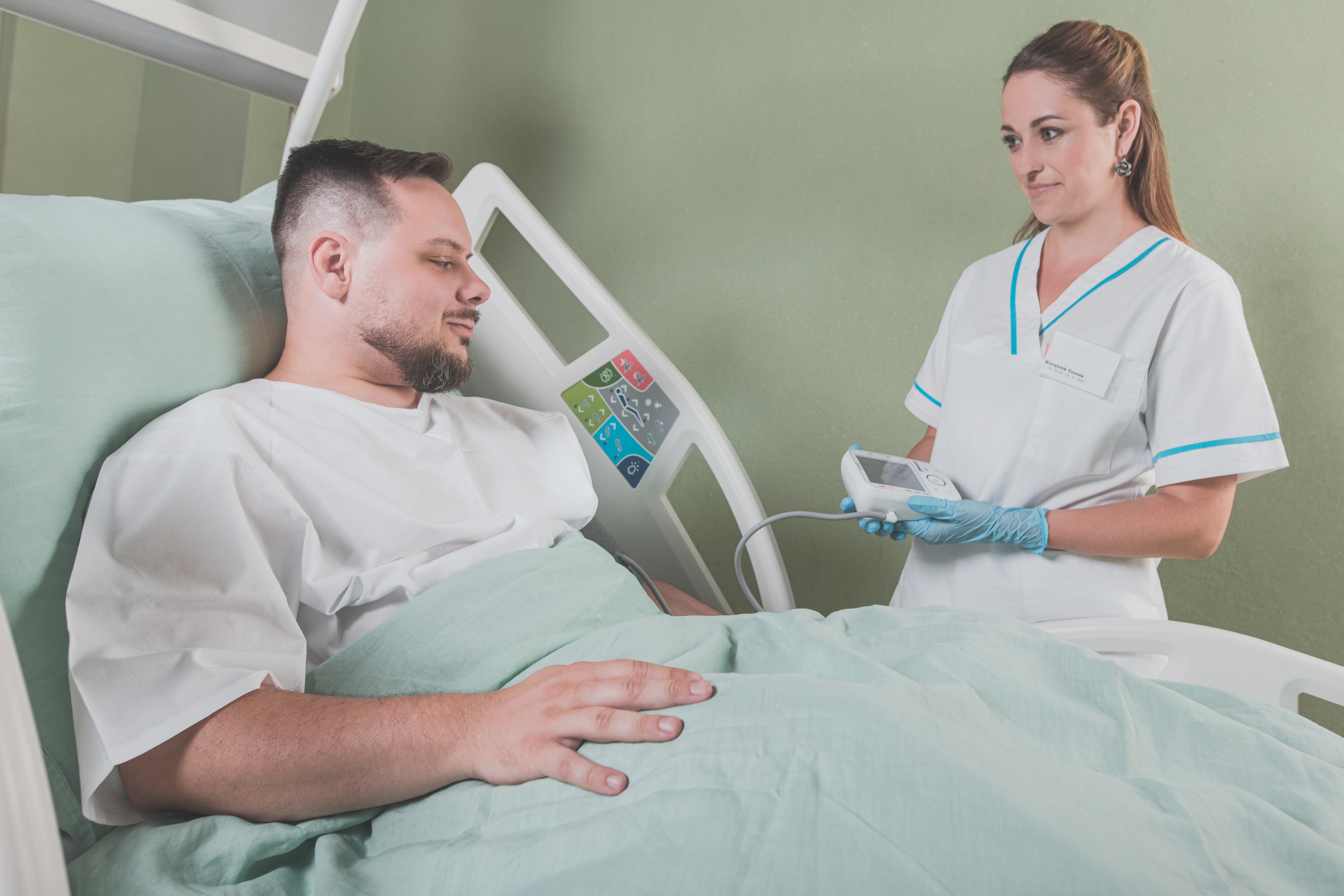 hospital-8352776